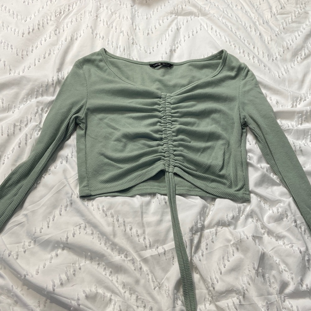 sage green shein long sleeve crop top